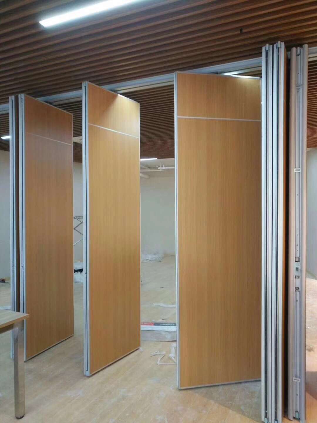 移動隔斷，活動隔斷，會議室隔斷，酒店隔斷
