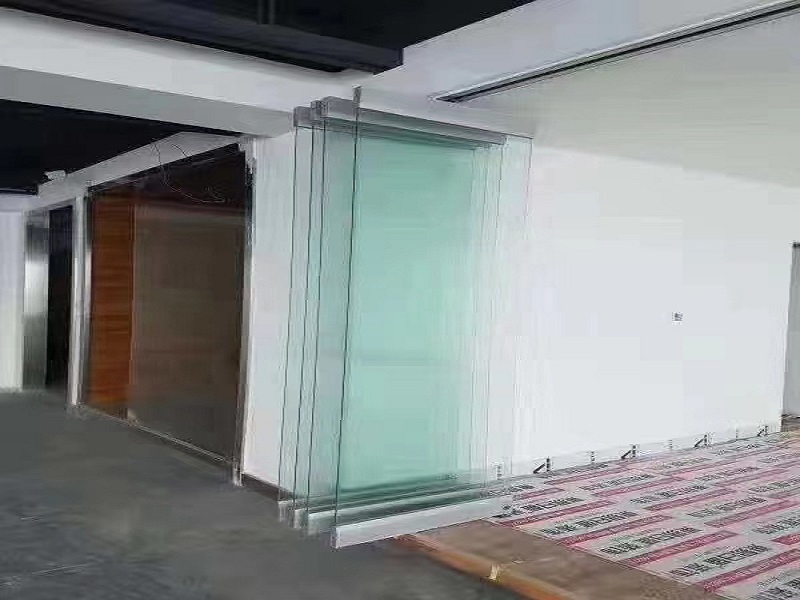 玻璃移動(dòng)隔斷
